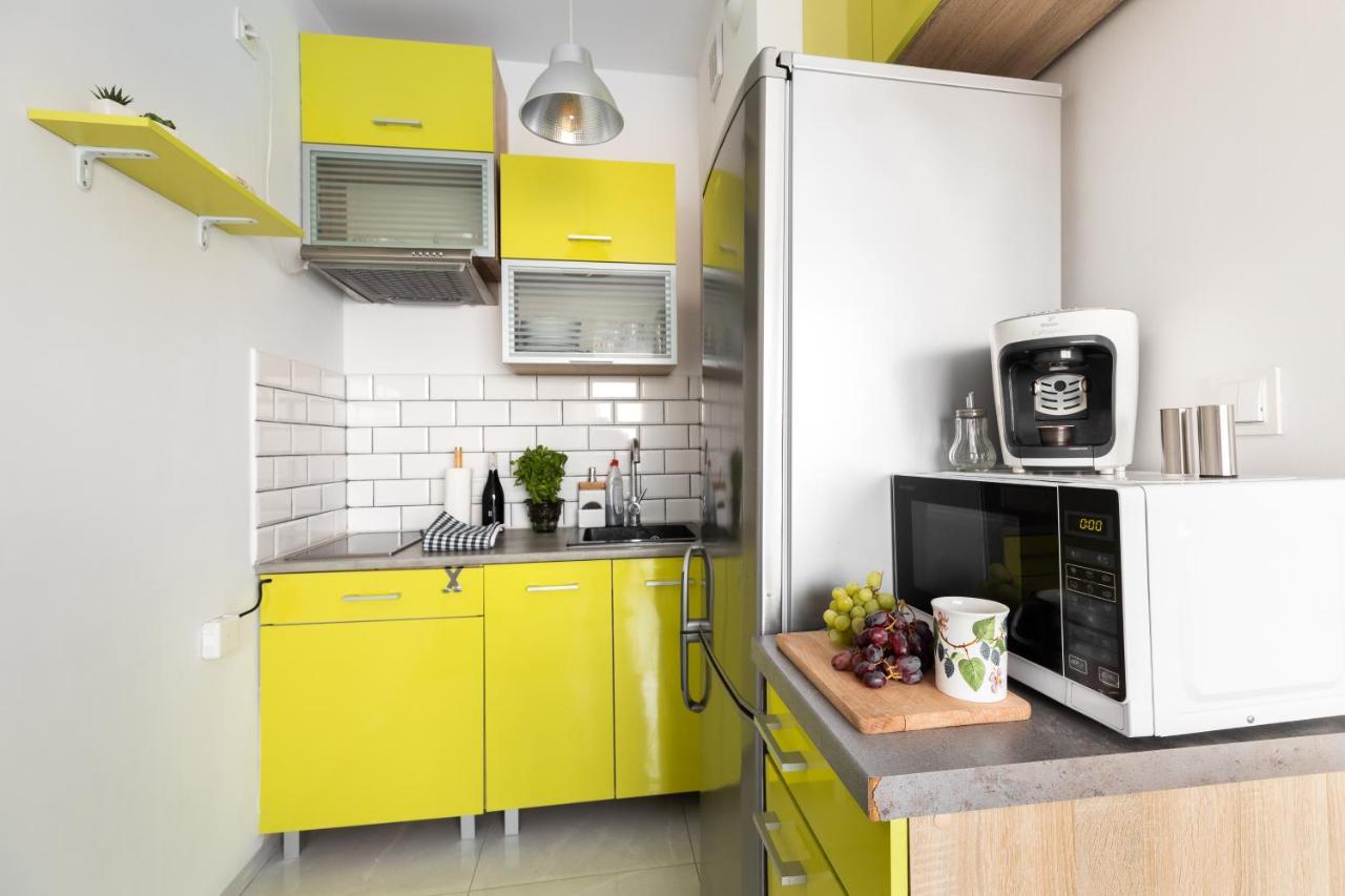 P&O Serviced Apartments - Dionizosa วอร์ซอ ภายนอก รูปภาพ